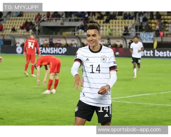 科隆19岁前锋马拉首次入选德国国家队大名单引发关注