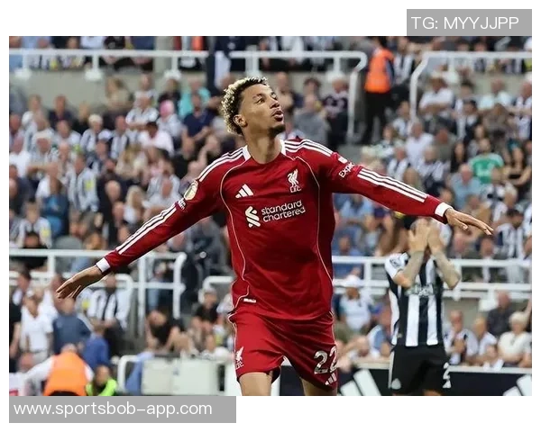 勒温荣膺英超月最佳球员成利兹联自费迪南德后首位获此殊荣者